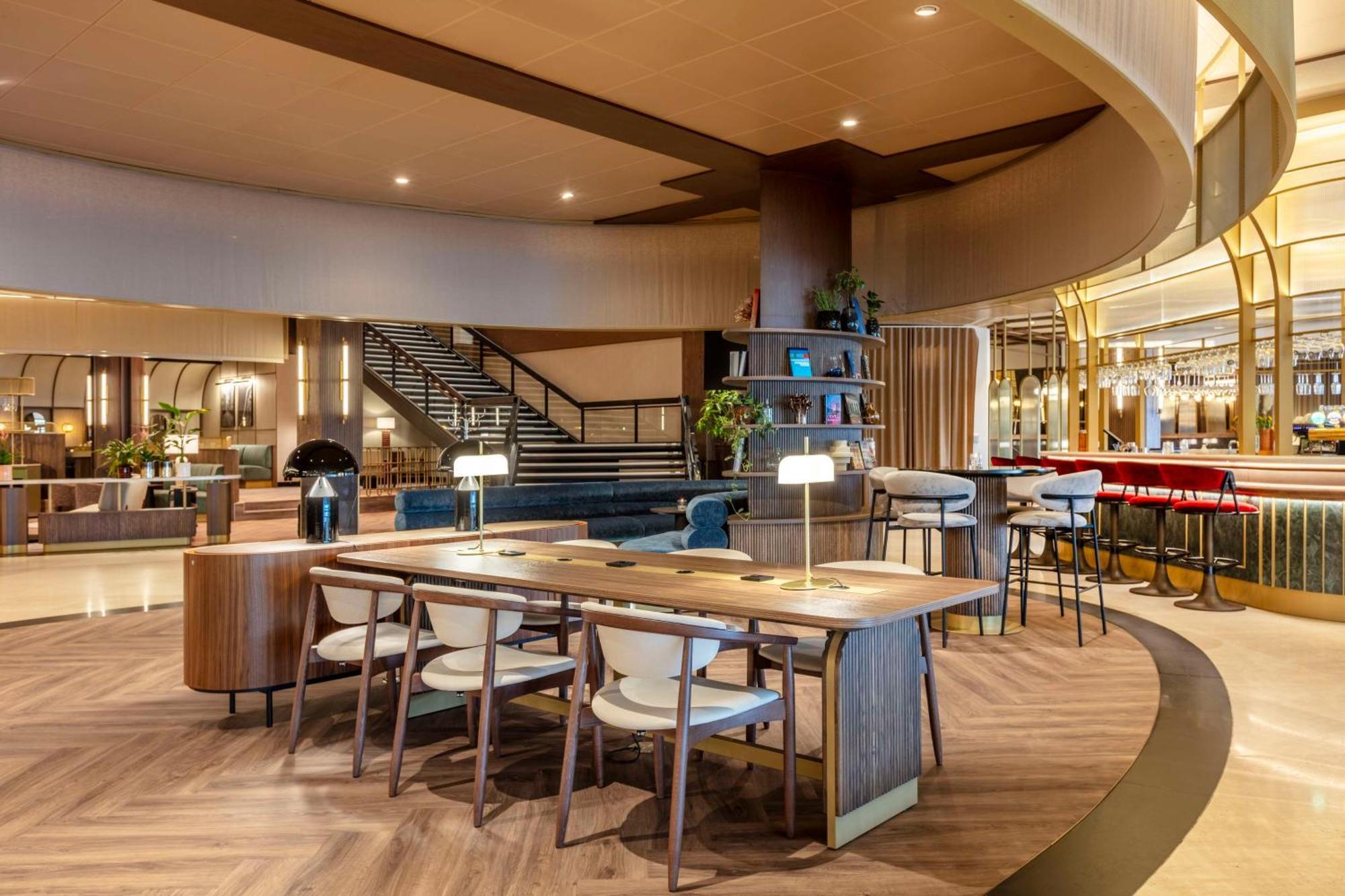 Radisson Blu Scandinavia Hotel, Отель 4*